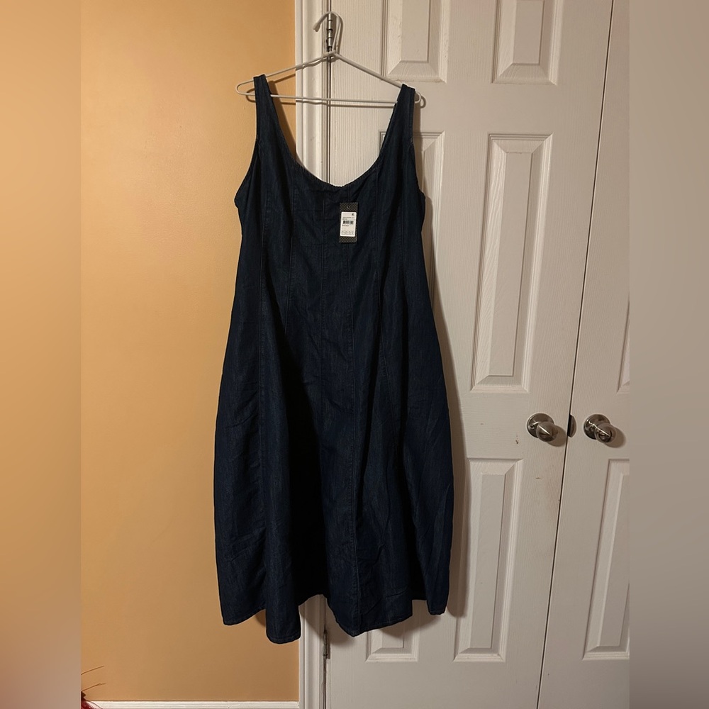 Chic Dark Wash Denim Dress